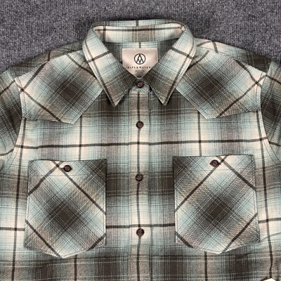 Alps & Meters Sterling Flannel Size Medium NWT