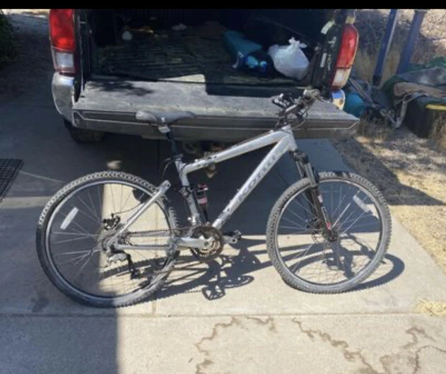 kona mountain bike 17 inch used Local Pick Up Only