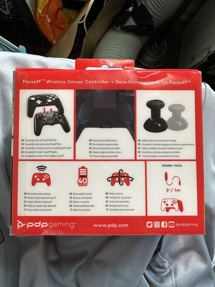 PDP Faceoff Wireless Deluxe Switch Pro Controller - Pink (Wireless Sans Fil) - Image 2 of 4