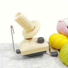 Hand-Operated Yarn Ball Winder