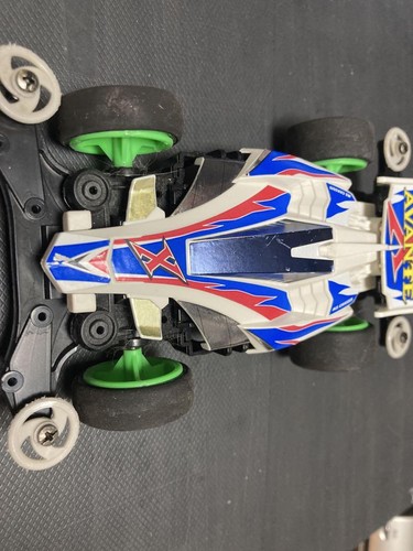 Mini 4WD Avante X Aero Design Green Wheels Used White Blue Red - Picture 2 of 4