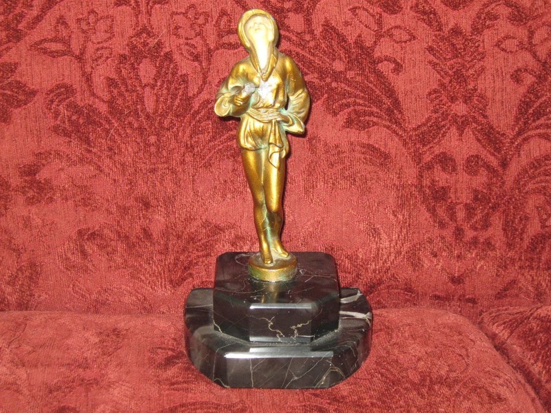1920s or 30s bronze "Mandolin" statue possibly by the J. B. Hirsch Foundry