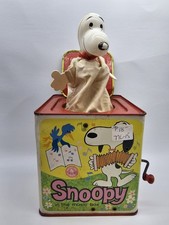 Vintage 1966 Snoopy in the Music Box Jack In The Box Toy by Mattel - Not Working
