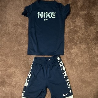 Nike Boys 2 Piece Blue Jersey Set Boys Large Logo T Shirt & Shorts Short Sleeve