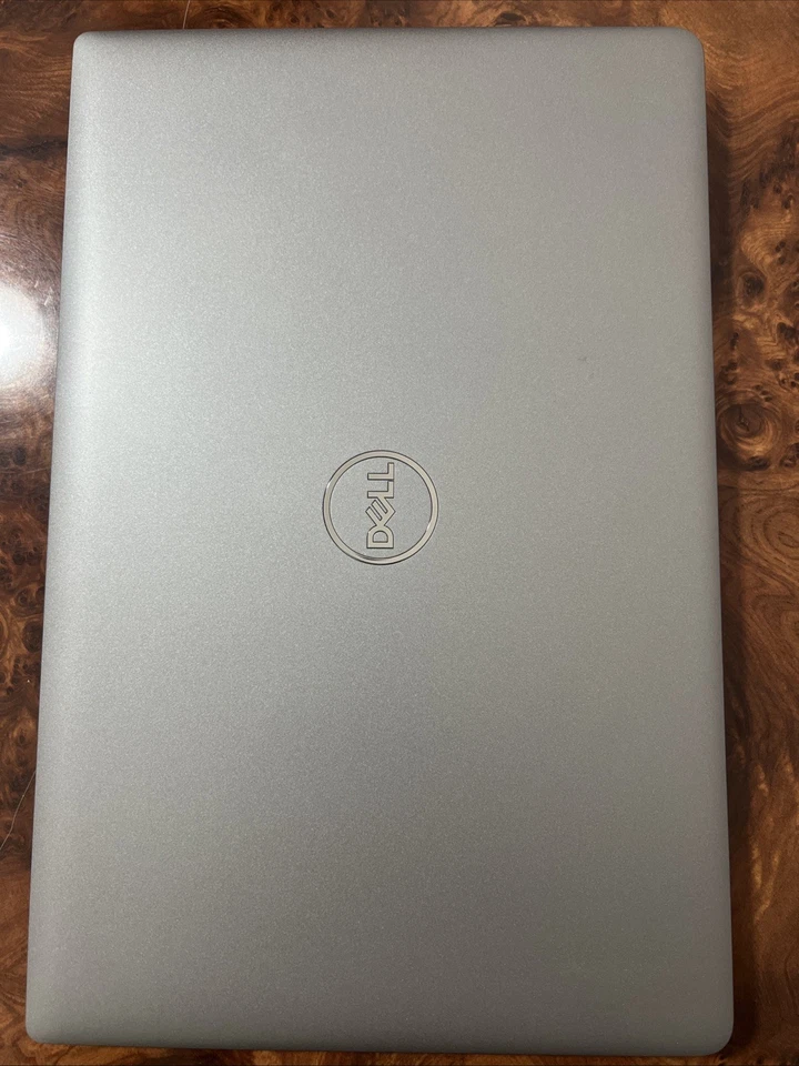 Dell latitude 5550 15,6” FHD i5-13th, 32GB RAM DDR5, 512 SSD - Immagine 2 di 4