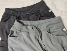Set of 2 Women's Cherokee Infinity Scrub Pants Joggers S Lt Gray/Dark Gray