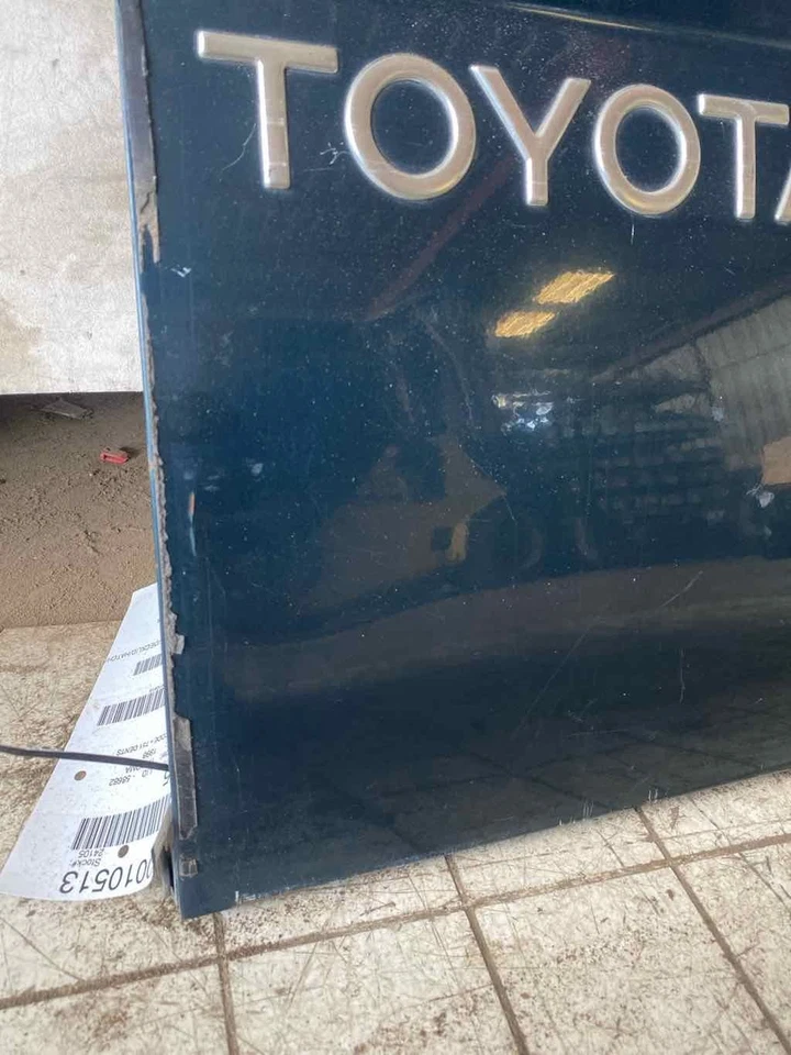 Trunk/decklid/hatch/tailgate TOYOTA TACOMA 95 96 97 98 99 00 01 02 03 04 - Image 3 of 4