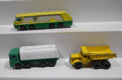 Matchbox - Superfast - Lesney No. 32 Leyland Tanker + 1 Patrol Tanker BP + 6 Euc