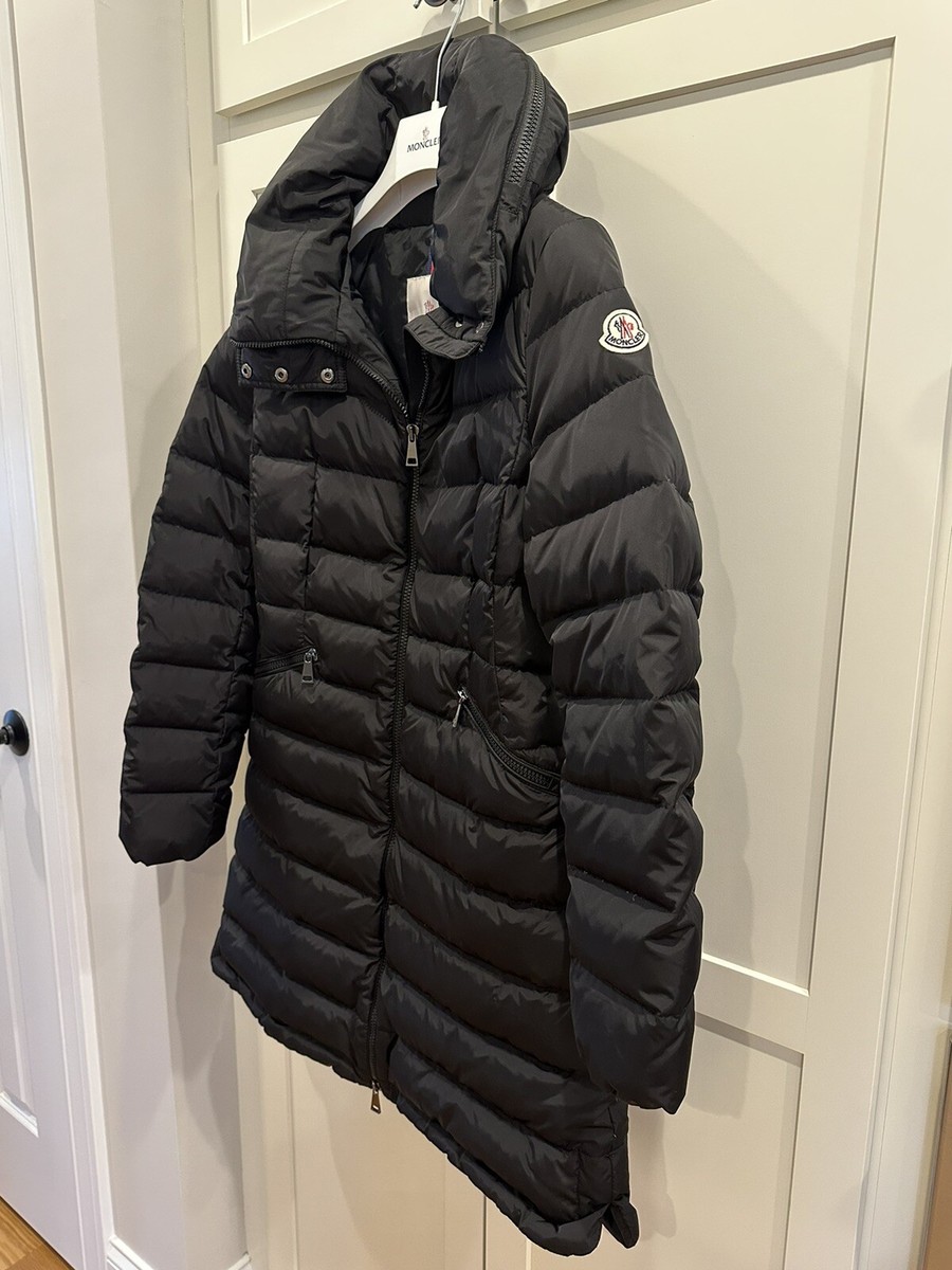 Moncler Women's Flammette Down Coat Stowable Hood Preowned Moncler Women's Flammette Down Coat Stowable Hood Preowned