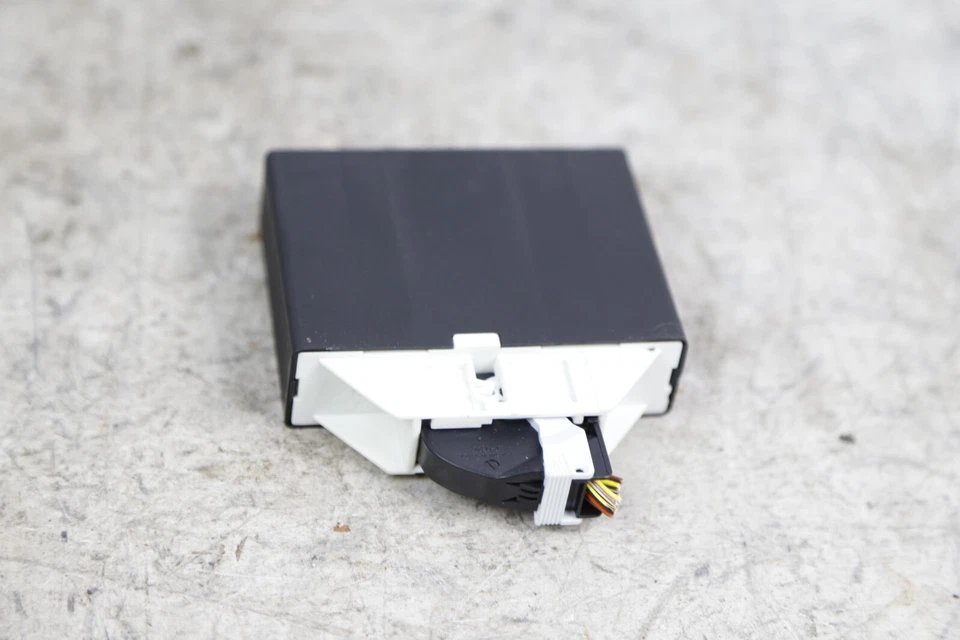 BMW 530i 540i G30 2018-2020 módulo de control asistente de distancia de estacionamiento OEM Foto 3 de 4