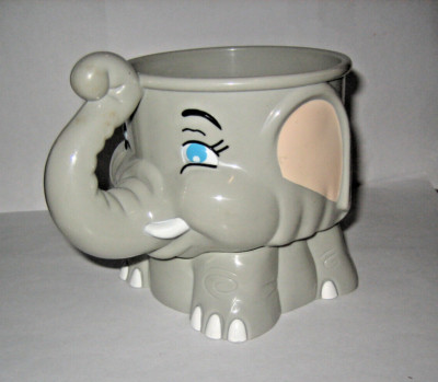 Ringling Brothers Barnum & Bailey Circus Grey Souvenir Elephant Cup 2003