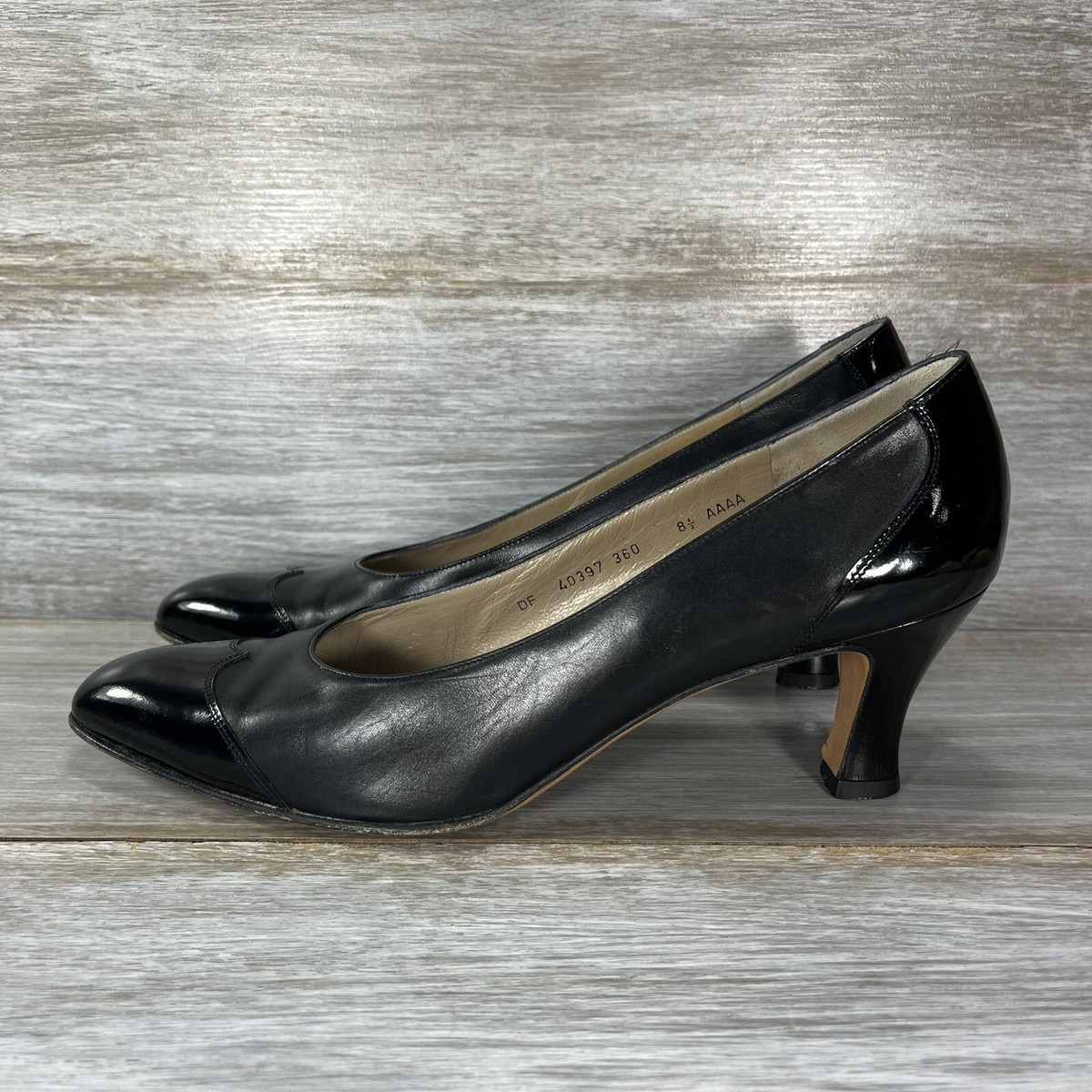Salvatore Ferragamo Womens Black Leather Slip On Pump Size 8.5