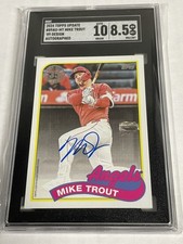 2024 Topps Baseball 1989 35th Anniv Mike Trout Angels AUTO #89AU-MT SGC 8.5