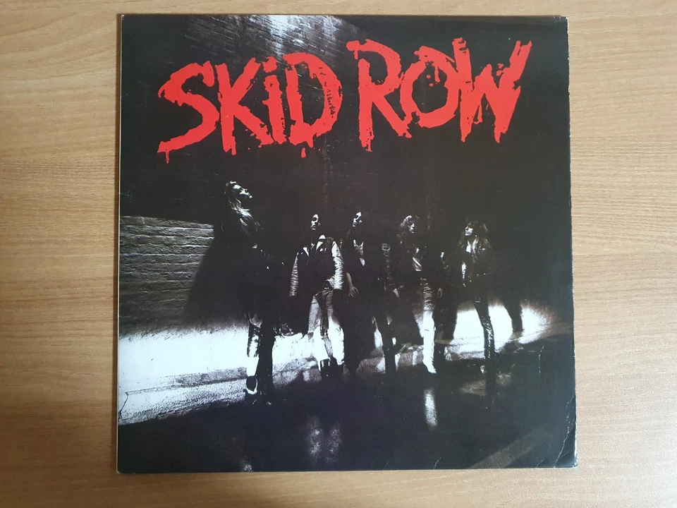 Skid Row - Skid Row 1989 Korea Orig Vinyl LP No Barcode 4P Insert - Image 2 of 4