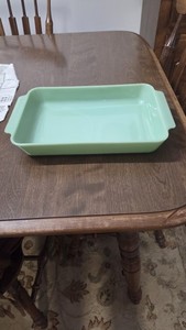 Anchor Hocking FIRE KING 2000 Jadeite 9 x 13 Baking Dish Casserole Dish