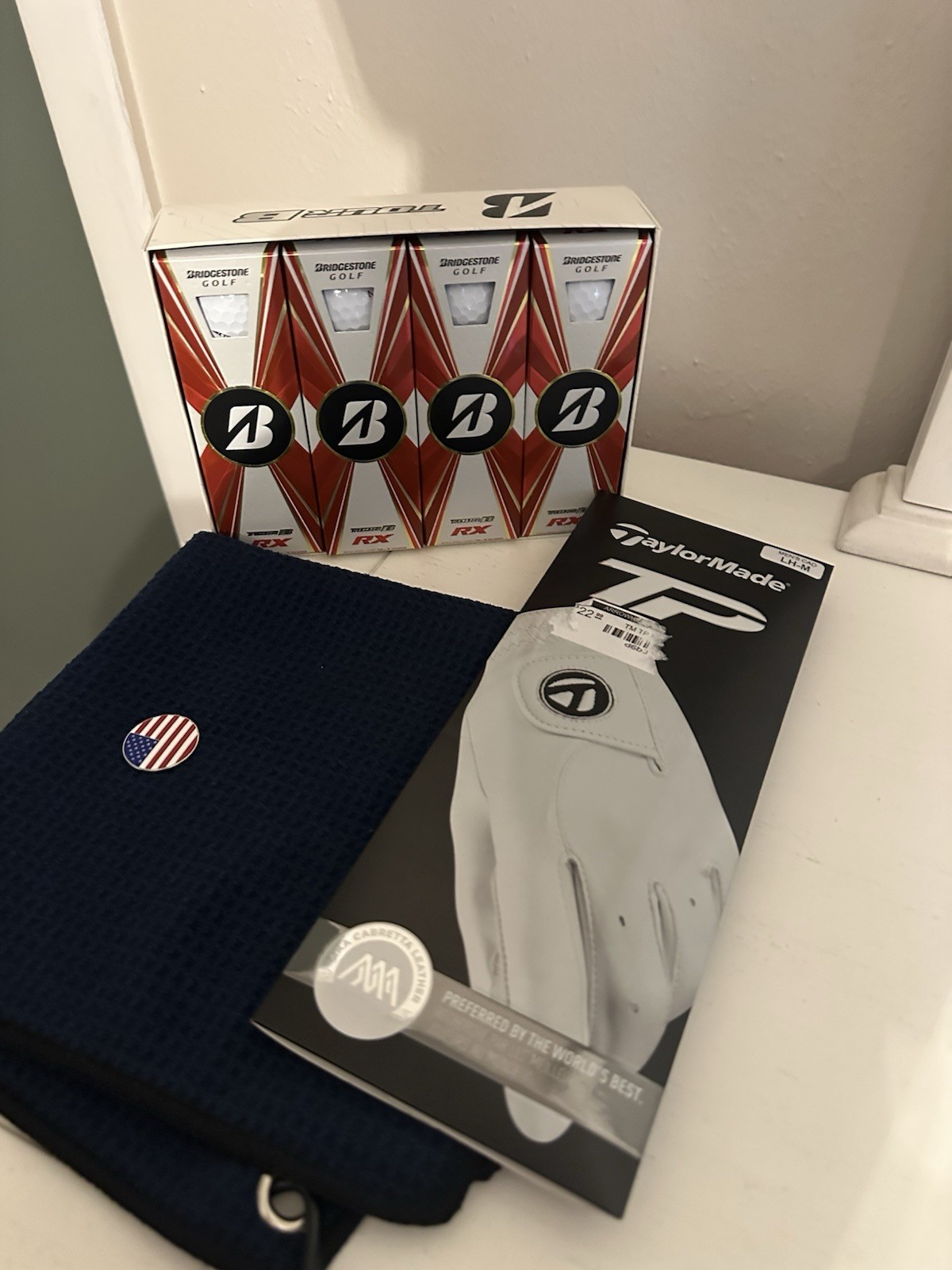 Tour B Golf Balls, Men&rsquo;s Callaway Glove, Towel