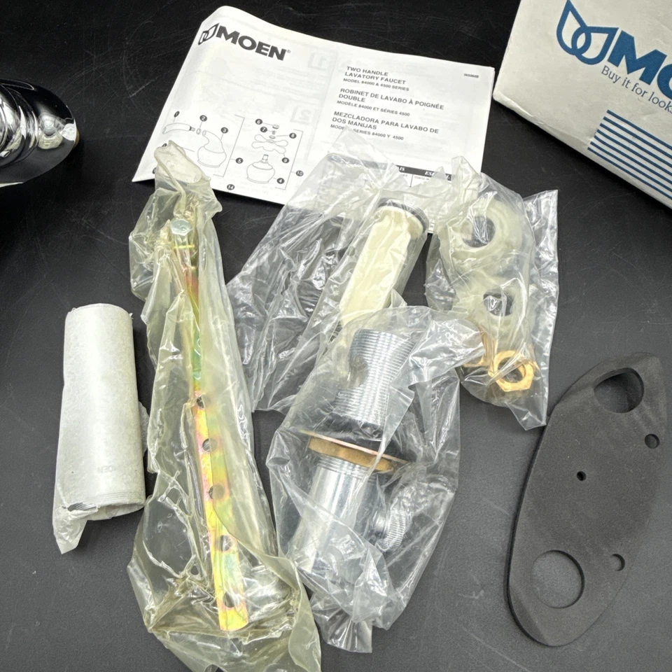 Nova caixa aberta Moen Monticello 4" torneira central 4550 84000 cromada - Imagem 4 de 4