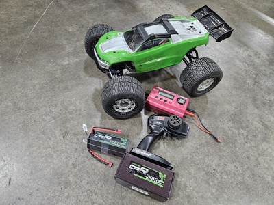 Traxxas E-Revo Brushless RTR 1/10 Integy alu Parts New ovonic lipos + charger