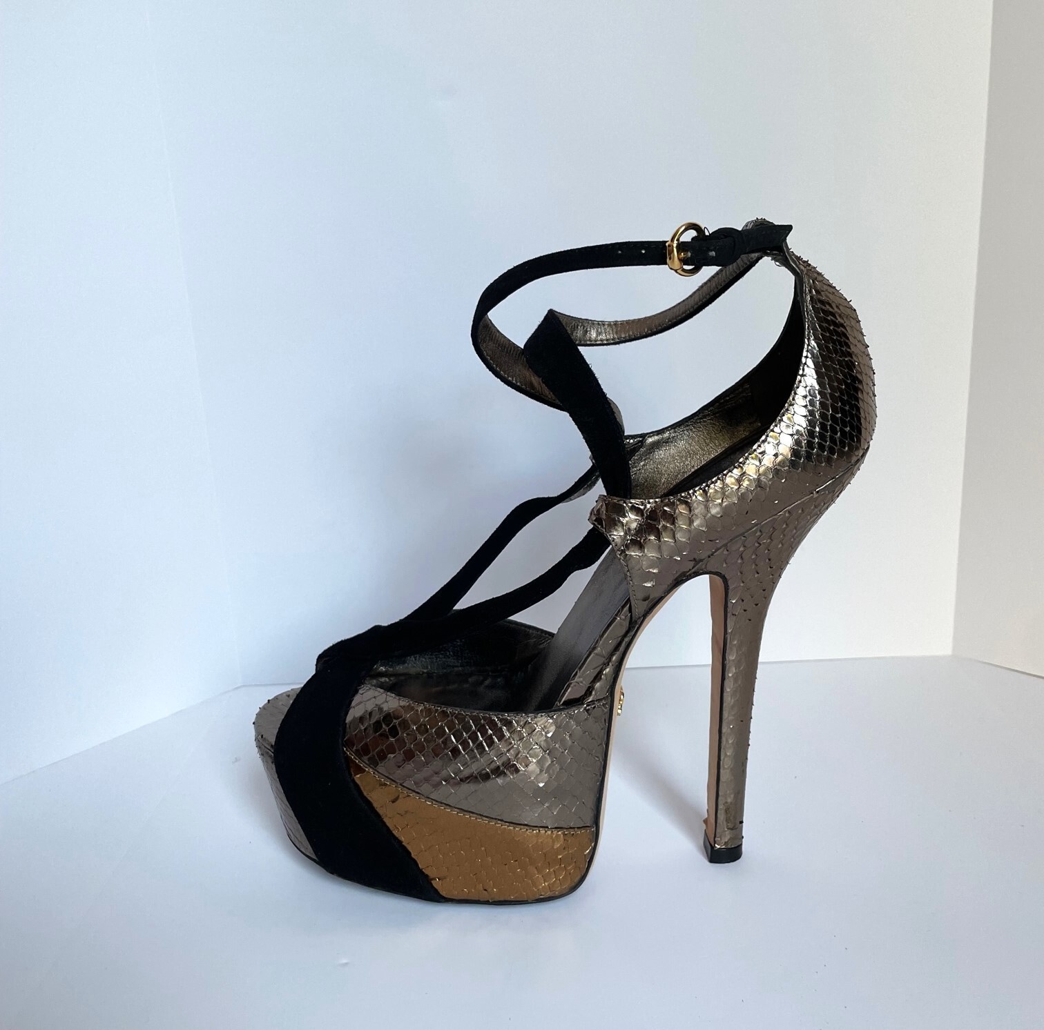 Gucci Exotic Python Leather Platform Heels Pumps … - image 1