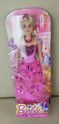 Barbie Gem Kingdom Pink Heart Doll #DHM53 Mattel Unopened BXDSTRS