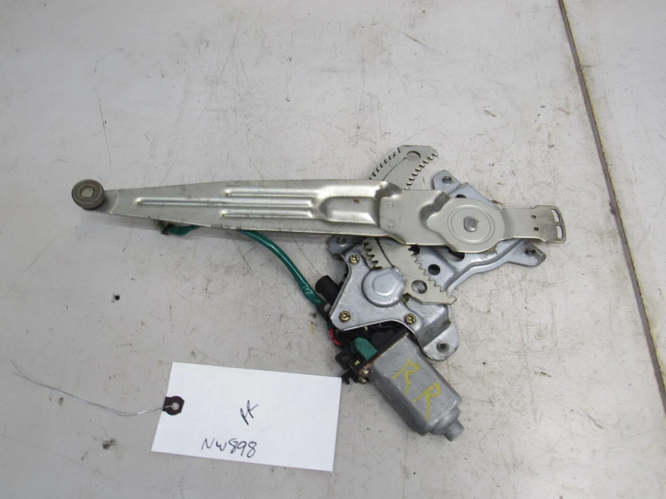 Window Regulator Motor MONTERO SPORT 1997 2004 Right Passenger Side Rear Door - Image 2 of 4