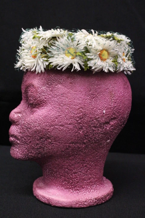 Sombrero de flores vintage Amy New York para Marshall Field & Company Chicago "Daisy" (45 Foto 2 de 4