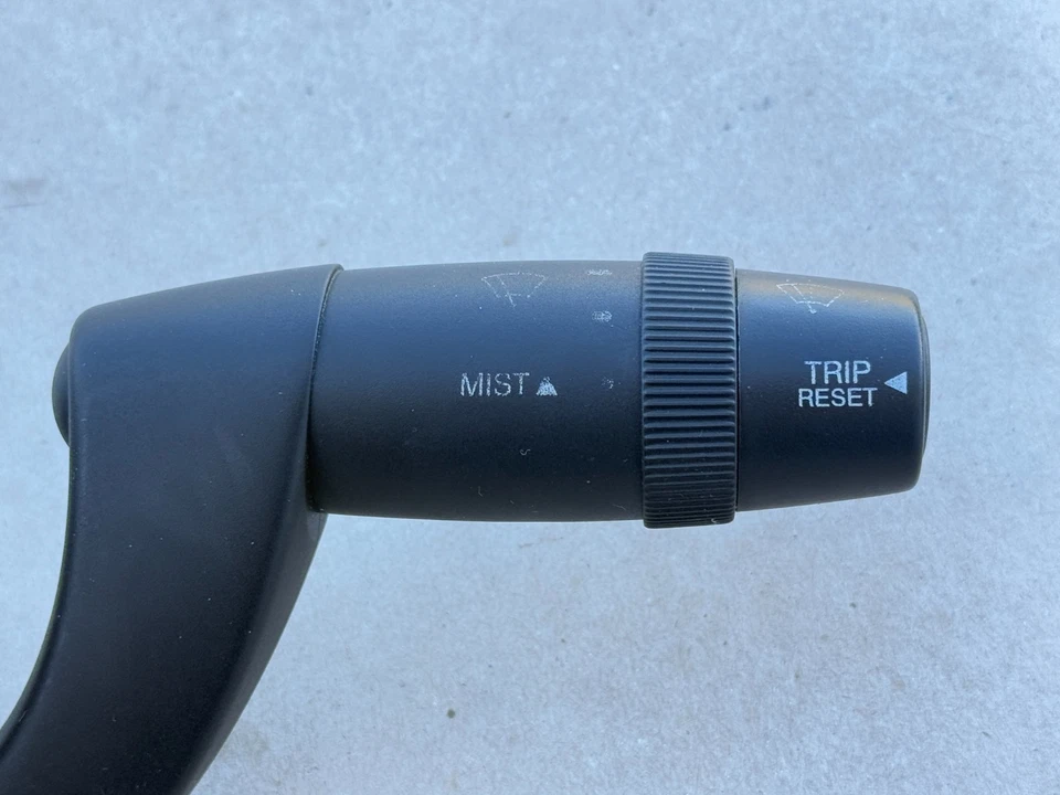 2014-2022 RAM PROMASTER 2500 VAN LIMPADOR DE SETA INTERRUPTOR DE CRUZEIRO FABRICANTE DE EQUIPAMENTO ORIGINAL P5MT56JXWAB - Imagem 2 de 4