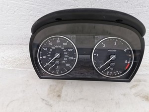 Kombiinstrumente BMW 3 Cabriolet 2011 mph km/h Schaltgetriebe 9187345