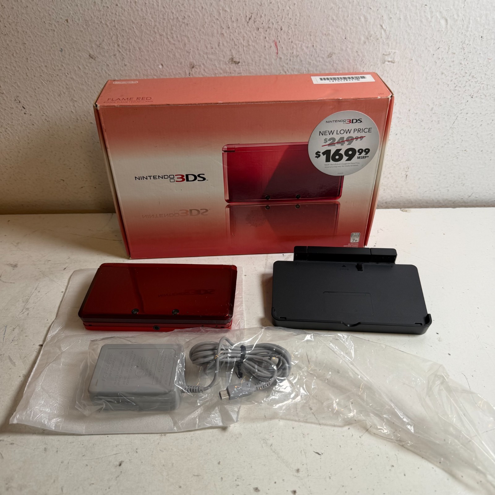 Nintendo 3DS Flame Red Handheld Console