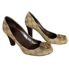 GUCCI Beige GG Logo Canvas Monogram Supreme Block Heel Pumps Sz 36.5 Soho Studs