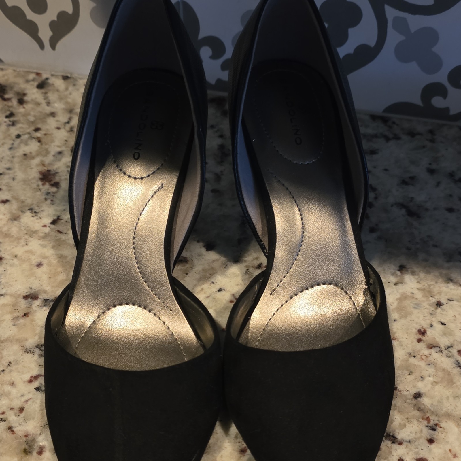 Bandolino Black Snakeskin Embossed Pointed Toe Suede Pump Women's Size 6