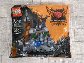Lot of 2 LEGO Master Builder Academy: Dark Lair (20208) Forbidden Bridge (20207)