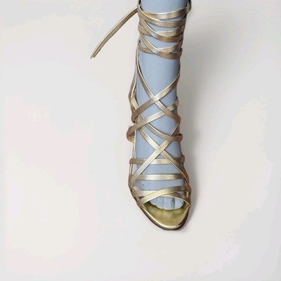 Jill Stuart Size 38 1/2 (8) Sexy Strappy Round 4'' Heel Sandals Shoes Gold