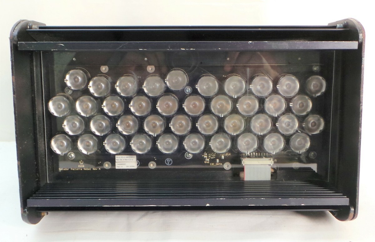 ETC Selador Paletta LED Fixture - 11