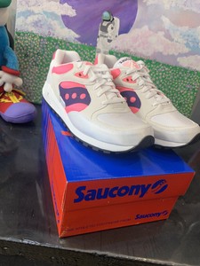 saucony jazz size 9