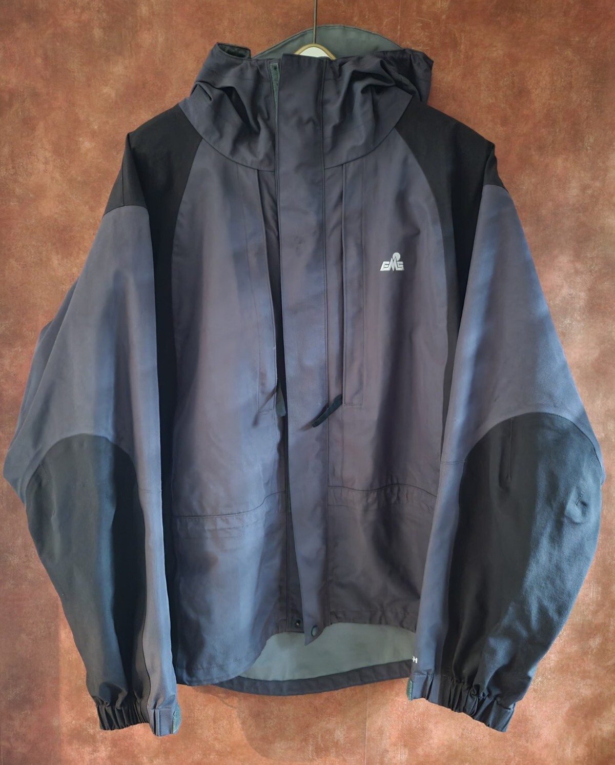 EMS stretch tech Men's Gray Shell Fall Hooded Jac… - image 4