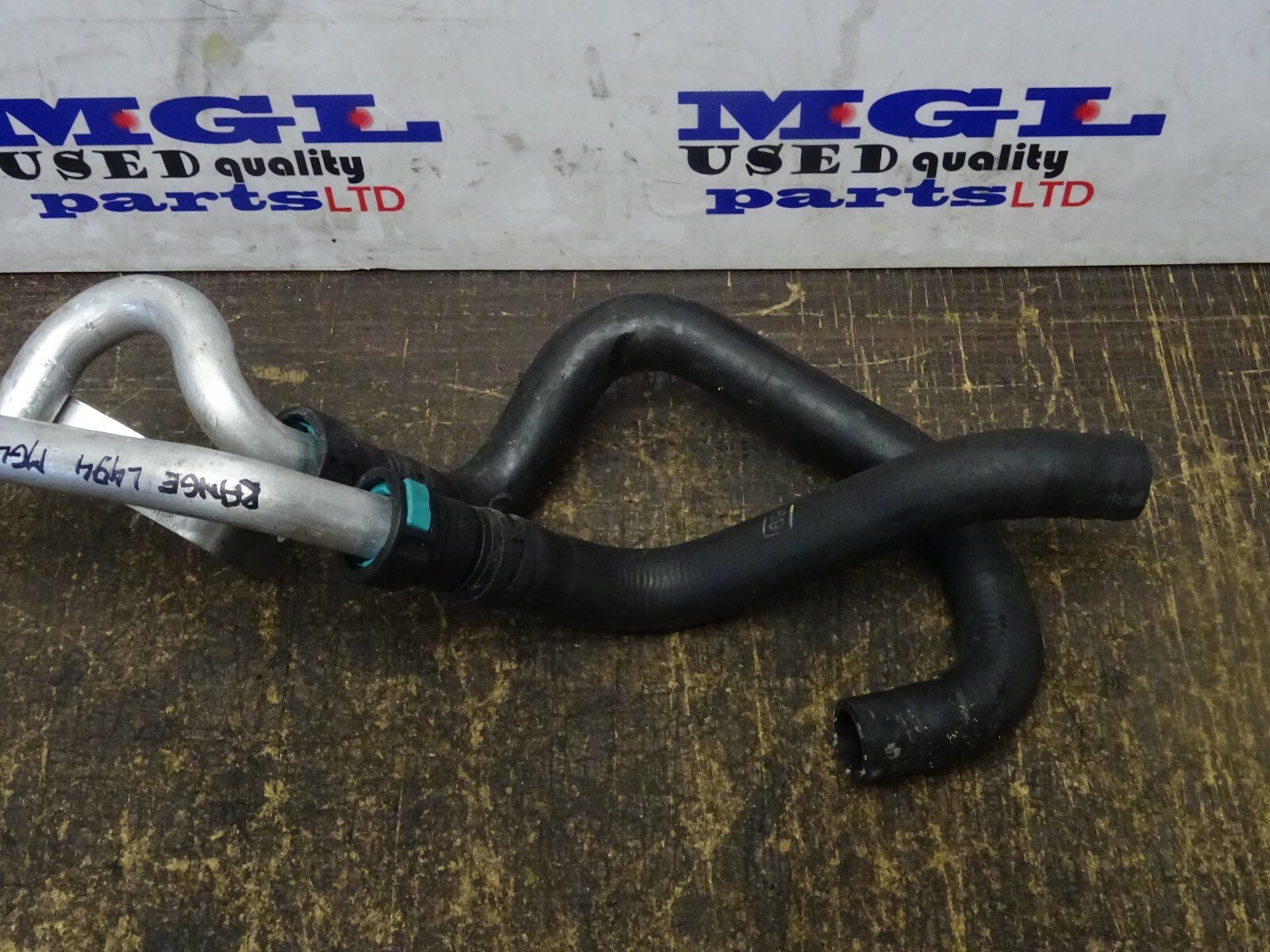 RANGE ROVER SPORT L494 3.0D WATER COOLANT PIPE HOSE CPLA-18B402-AC 2014 ...