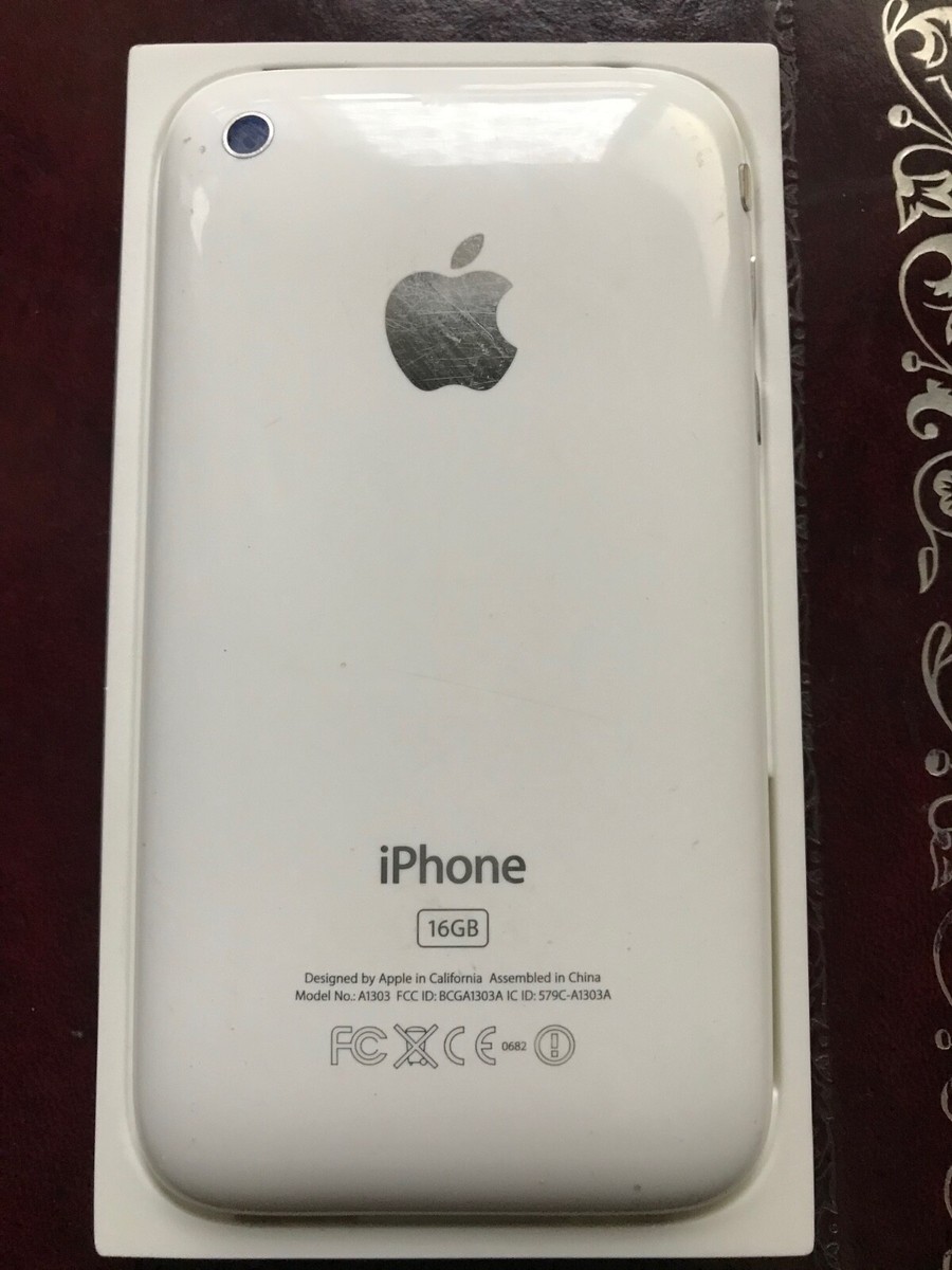 【美品・レア】iPhone 3GS ホワイト 16GB 元箱・付属品あり iPhone 3GS White (RARE) 16GB iOS 3.1.3 w Box Unlocked A1303
