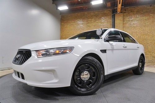 2019 Ford Police Interceptor Sedan Police AWD - Partition and Equipment Console