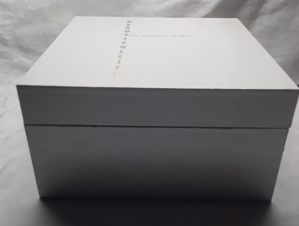 Pen Holder Stand Heart Shaped Paper Weight Swivels Ceramic Beautiful