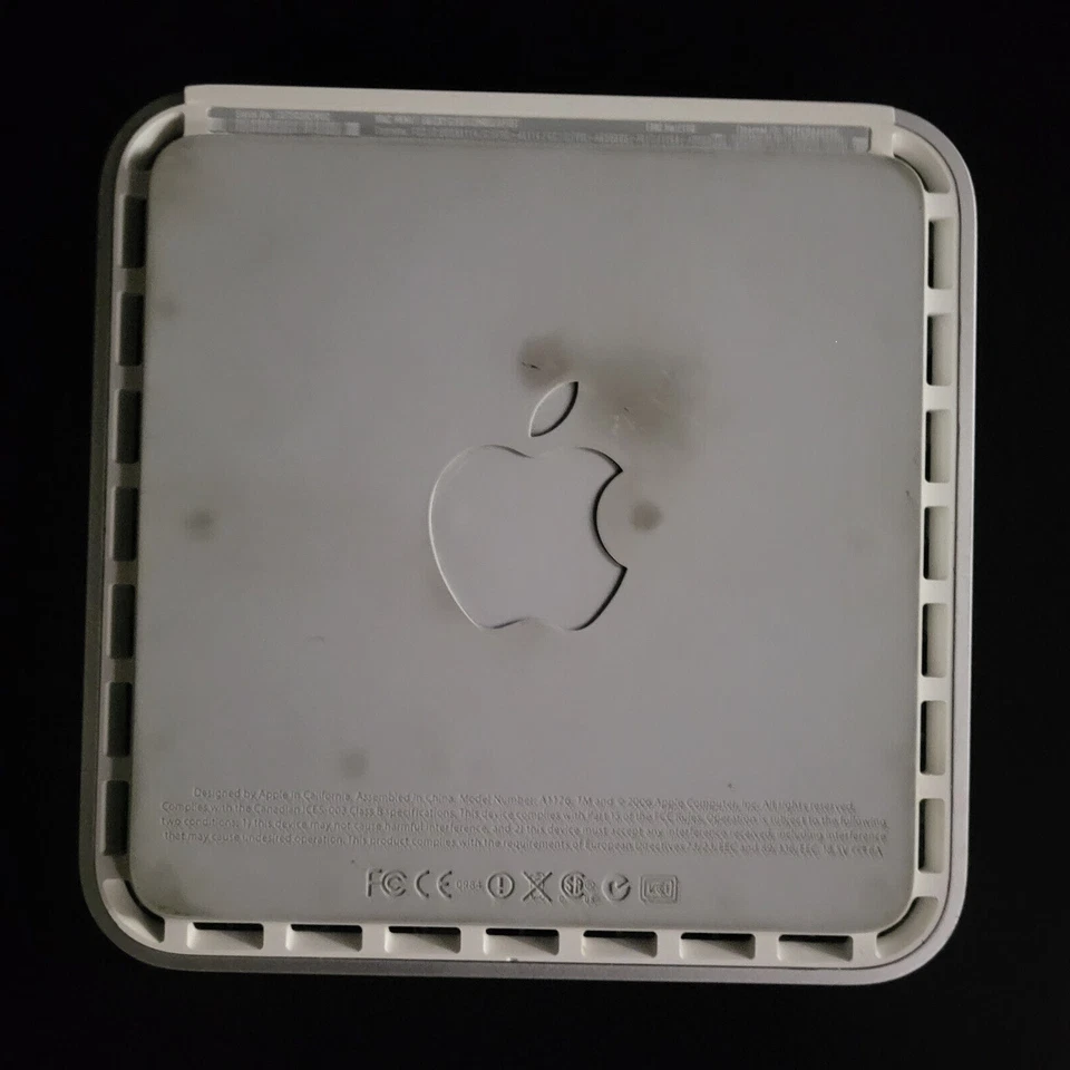 Apple Mac mini Desktop - MA206LL/A (February, 2006) - Image 2 of 3