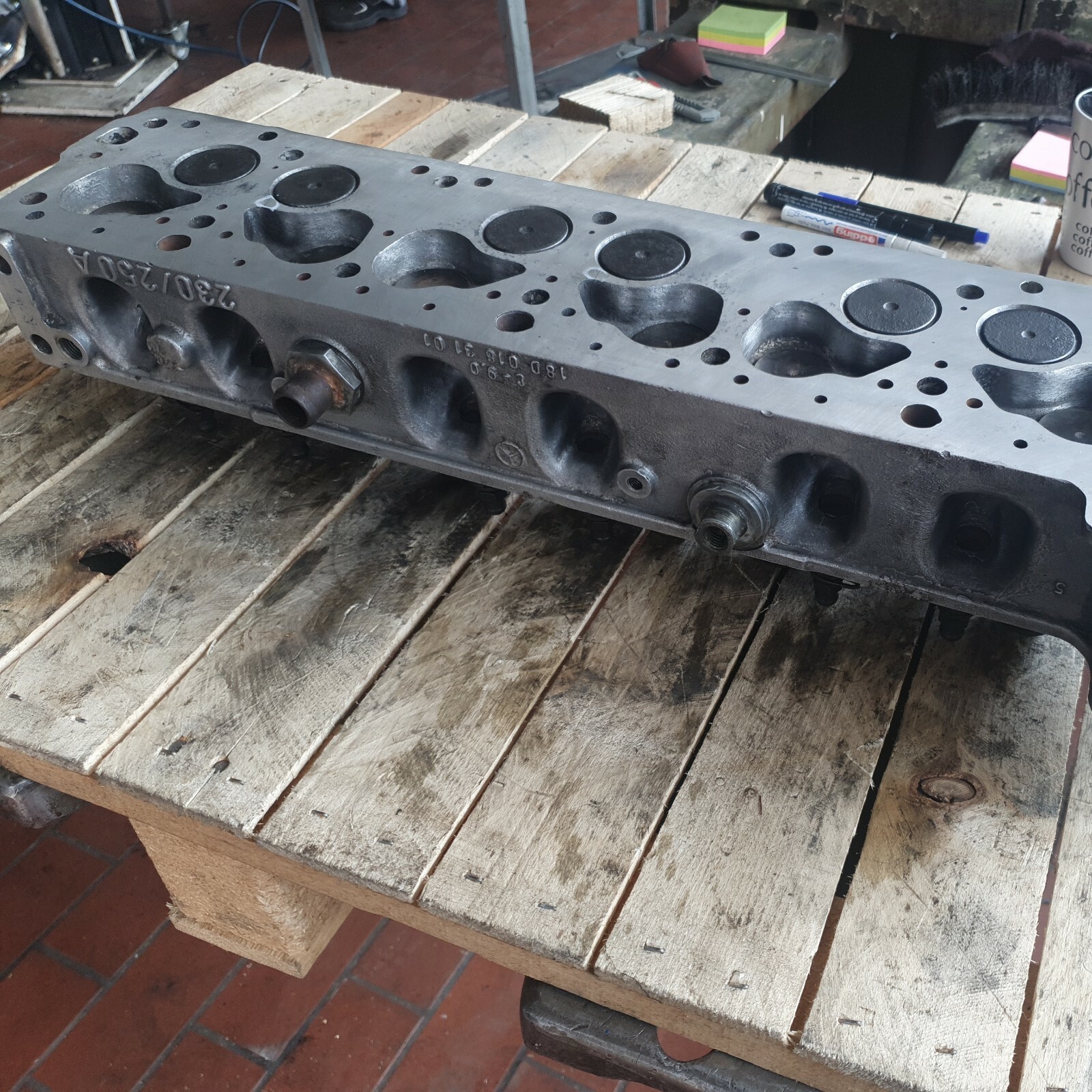 Mercedes Zylinderkopf W114 230 250 1800163101 neu geplant ! | eBay 