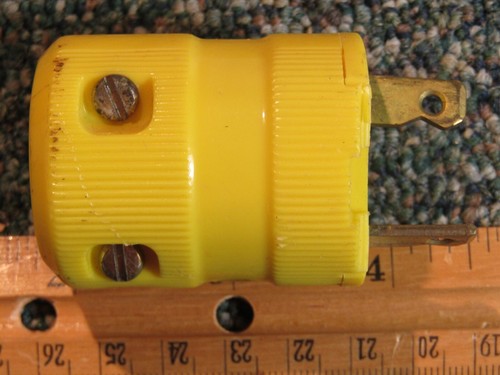 Hubbell 20A 250V 2-Prong Male Plug - Picture 6 of 8