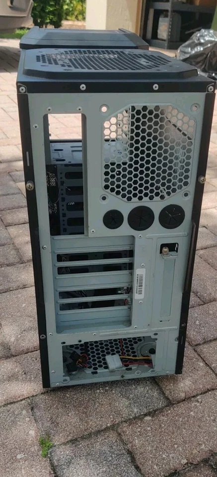 Cooler Master Full Size Computer Case - Image 2 of 4