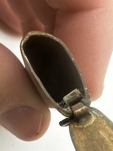 Antique Brass Combination Vesta Case Whistle Working Available Worldwide - Picture 12 of 16