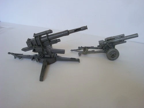 Marx  Desert Fox Play Set  /  German 88 and U.S. 155 mg Howitzer