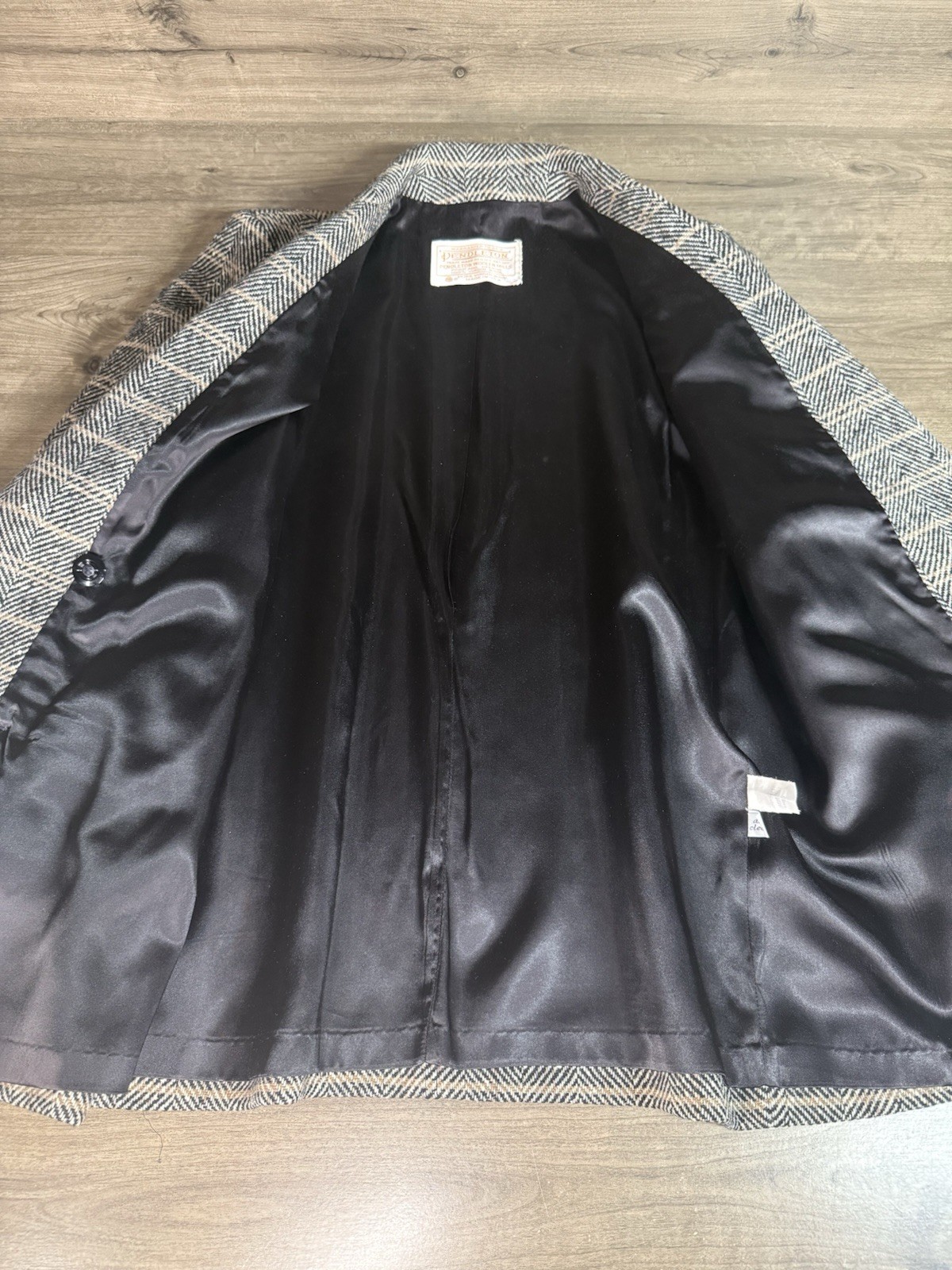 Pendleton 100% Virgin Wool DoubleBreasted Coat Wo… - image 7