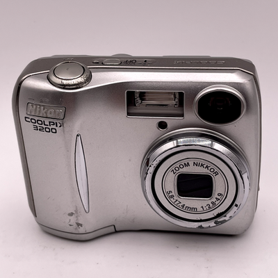 Nikon COOLPIX 3200 3.2MP Digital Camera – Silver – Does Not Turn