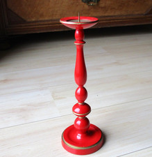Weihnachtlicher Kerzenst&auml;nder, rot mit Gold, Holzkunst VEB Dresden,  27 cm