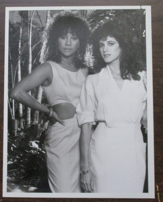 PRESS PROMO PHOTO TV SHOW MIAMI VICE OLIVIA BROWN SAUNDRA SANTIAGO 1986 7X9 Q402